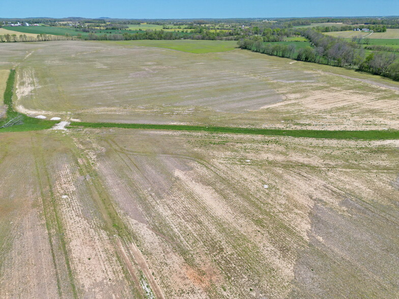 9000 Leitchfield, Cecilia, KY à vendre - Photo principale – Image 1 sur 36