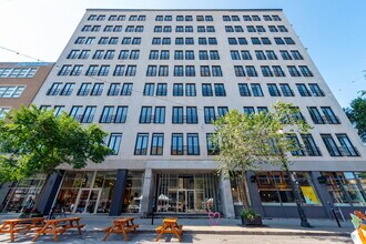 4436-4450 Boul Saint Laurent, Montréal, QC à louer Photo de l’immeuble– Image 1 sur 10