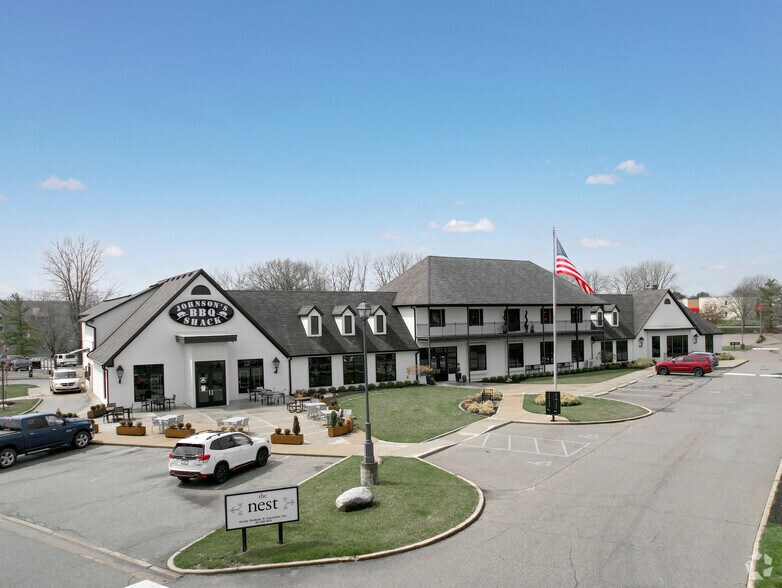 100-400 Byrd Way, Greenwood, IN à louer - Photo principale – Image 1 sur 14