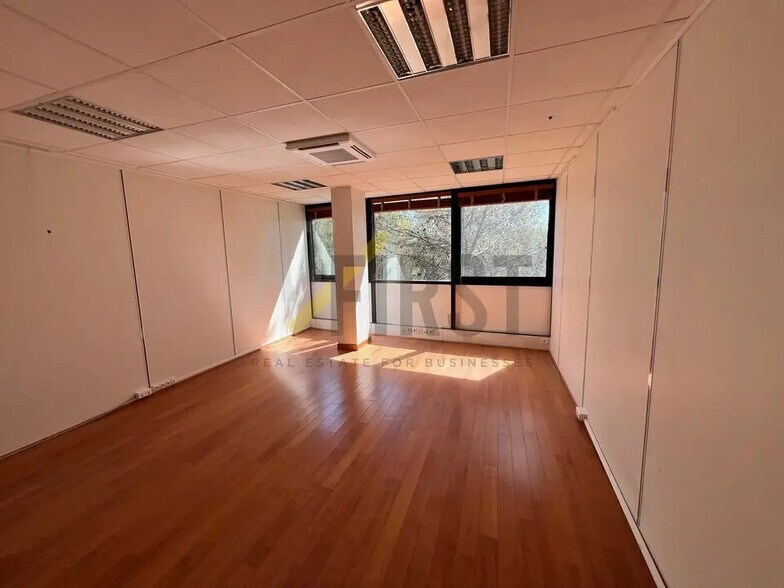 Bureau dans Valbonne à louer - Photo de l’immeuble – Image 3 sur 11