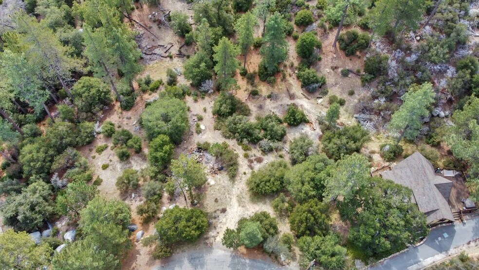 53505 Ridge Rd, Idyllwild, CA à vendre - Aérien – Image 2 sur 14