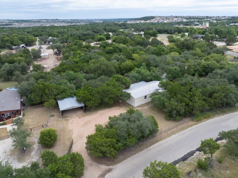 745 County Road 270, Leander, TX à vendre - Photo de l’immeuble – Image 2 sur 40