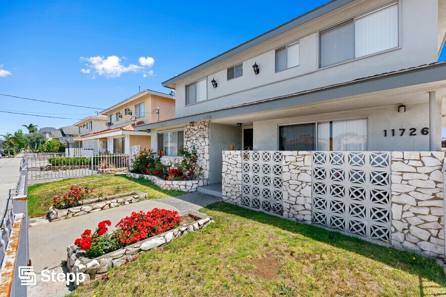 11726 Freeman Ave, Hawthorne, CA à vendre - Photo de l’immeuble – Image 3 sur 19