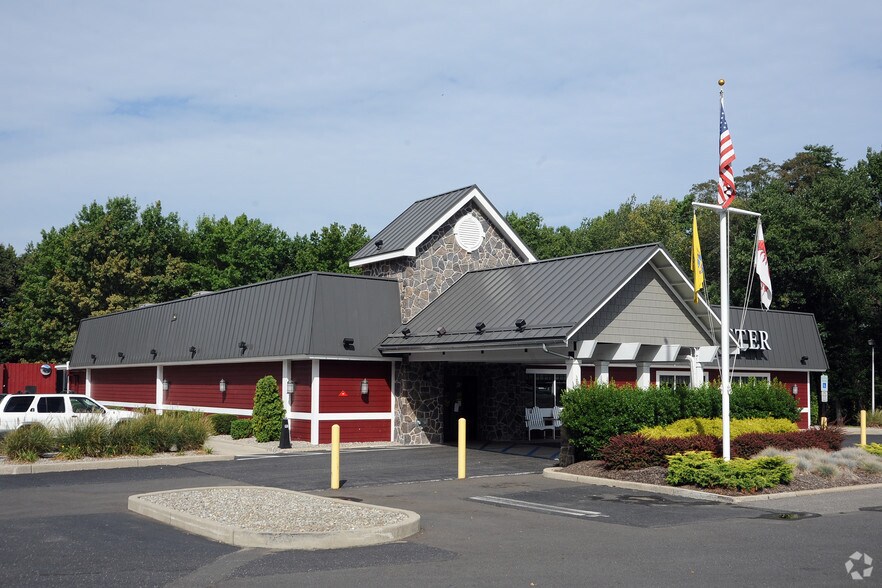 2200 Highway 35, Oakhurst, NJ à louer - Photo de l’immeuble – Image 1 sur 3