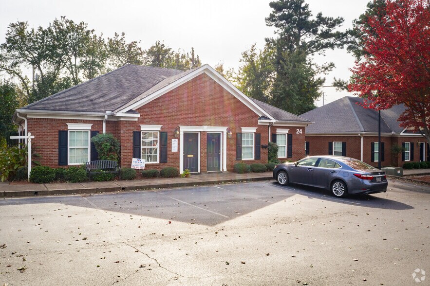 2440 Sandy Plains Rd, Marietta, GA à vendre - Photo de l’immeuble – Image 3 sur 5