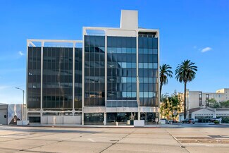 Plus de détails pour 8447 Wilshire Blvd, Beverly Hills, CA - Bureau à louer