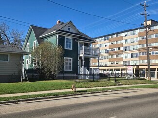 Plus de détails pour 4641 49 St, Red Deer, AB - Bureau à vendre