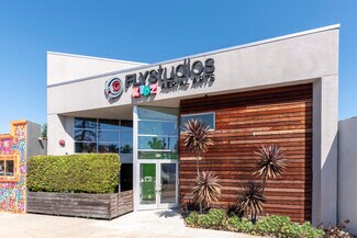 Plus de détails pour 512 N Pacific Coast Hwy, Redondo Beach, CA - Local commercial à vendre