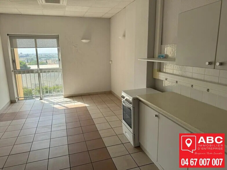 Bureau dans Béziers à louer - Photo de l’immeuble – Image 3 sur 6