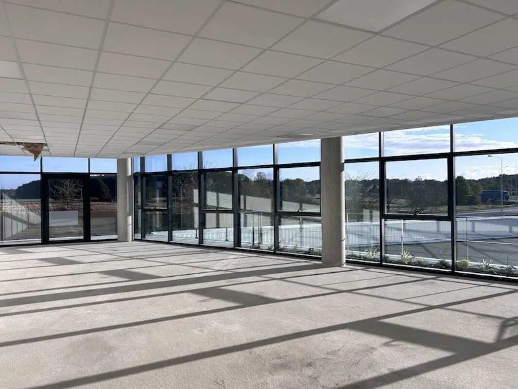 420 Avenue François Pignier, Bourg-en-Bresse à louer Photo de l’immeuble– Image 1 sur 6