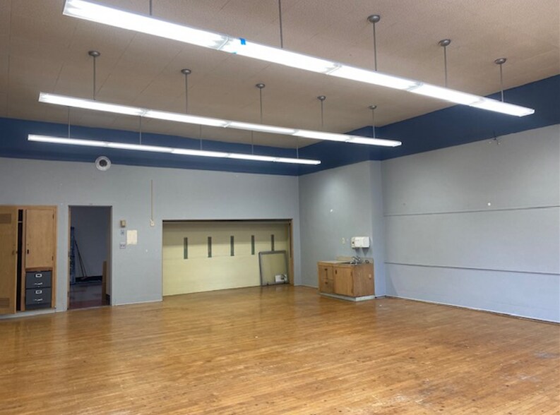 80 Clinton St, Tonawanda, NY à louer - Photo intérieure – Image 3 sur 4