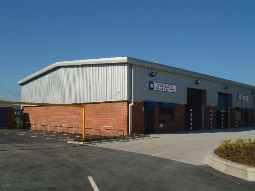 Plus de détails pour Chamberhall St, Bury - Industriel/Logistique à louer