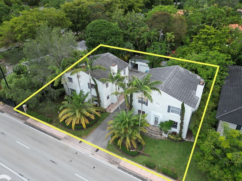 3306 S Le Jeune Rd, Coral Gables, FL à vendre - Aérien – Image 1 sur 10