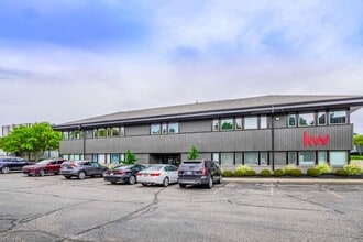 4974 Higbee Ave NW, Canton, OH à louer Photo de l’immeuble– Image 1 sur 14