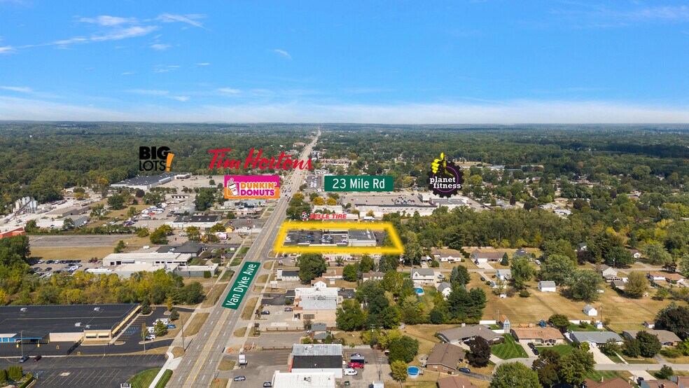 50620-50662 Van Dyke Ave, Shelby Township, MI à louer - Photo de l’immeuble – Image 3 sur 3