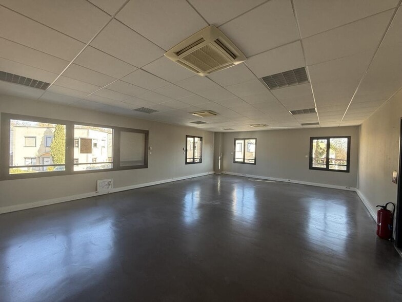 3 Rue De La Dombes, Neyron à vendre - Photo intérieure – Image 2 sur 5