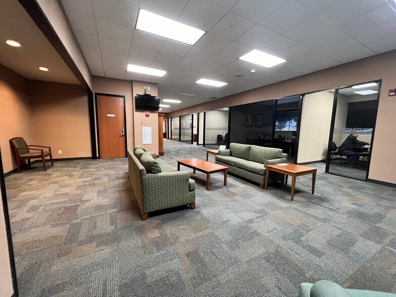 8047 Midcrown Dr, San Antonio, TX à louer - Photo intérieure – Image 2 sur 7