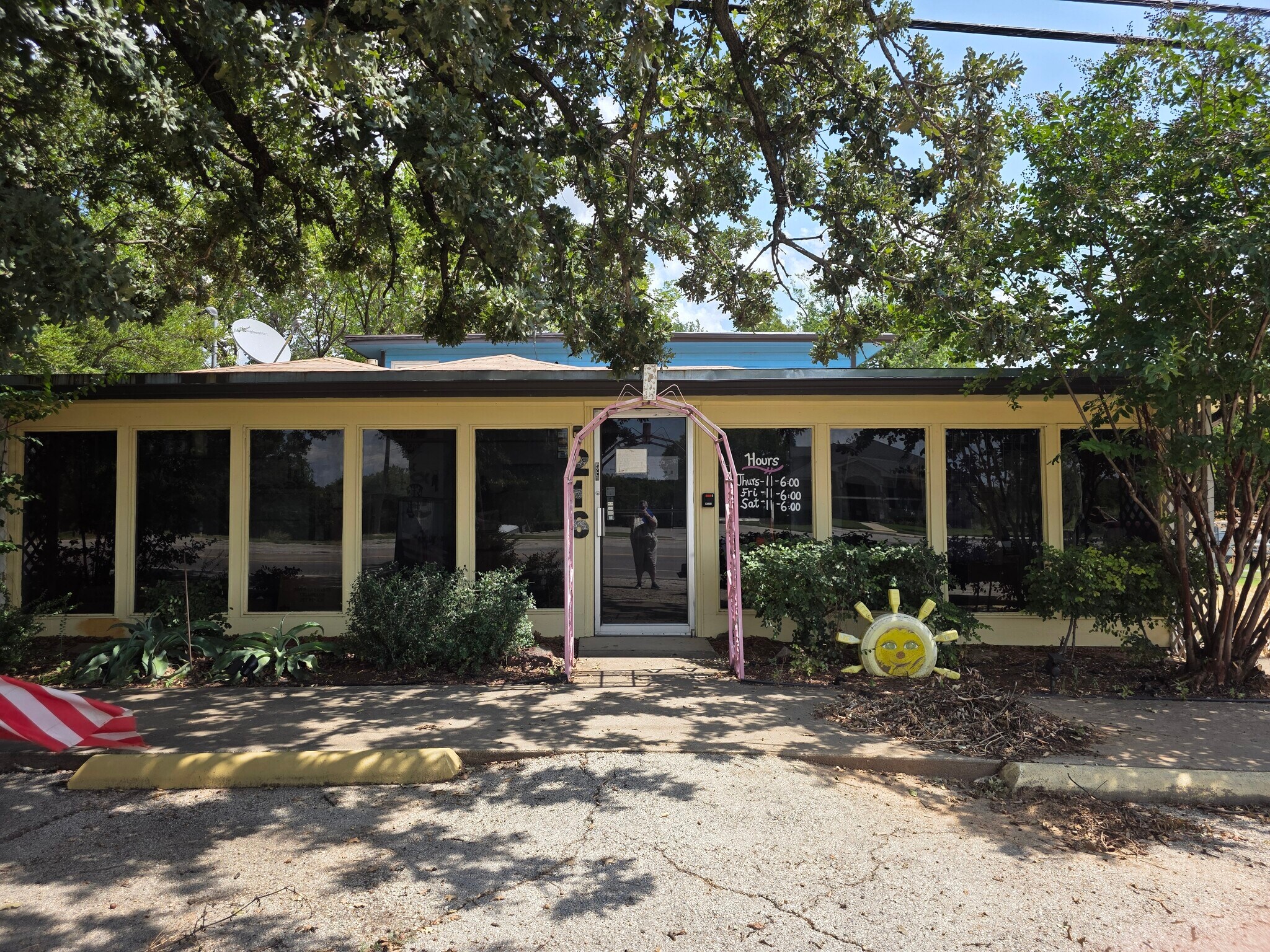 216 W Main St, Azle, TX à vendre Photo principale– Image 1 sur 4