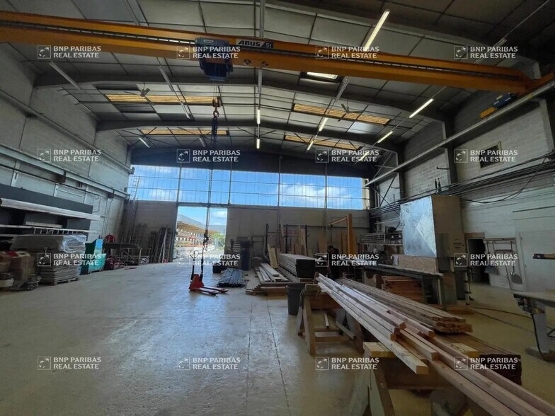 Local d’activités dans Fretin à louer - Photo de l’immeuble – Image 2 sur 11