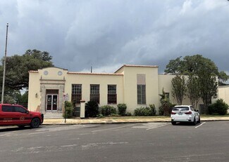 Plus de détails pour 202 N Camp St, Seguin, TX - Bureau/Local commercial à louer