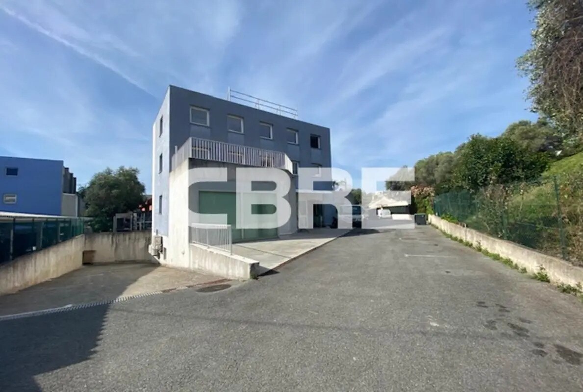 Bureau dans Villeneuve-Loubet à louer Photo de l’immeuble– Image 1 sur 12