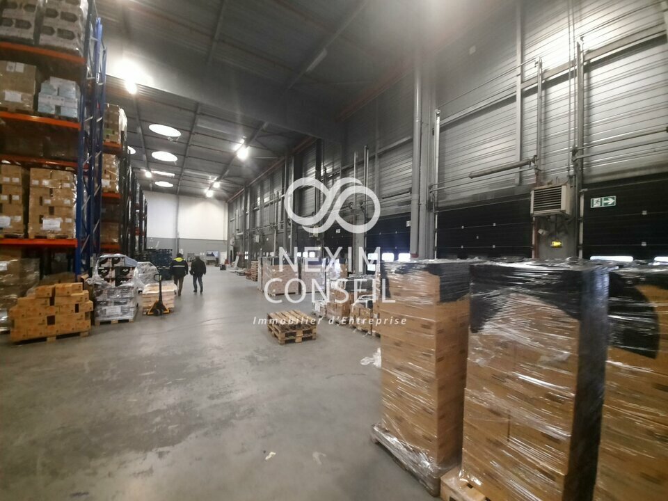Industriel/Logistique dans Gennevilliers à louer Photo de l’immeuble– Image 1 sur 9