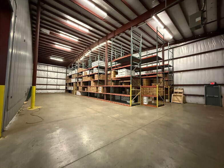 5699 Maelou Dr, Hamburg, NY à louer - Photo intérieure – Image 2 sur 8