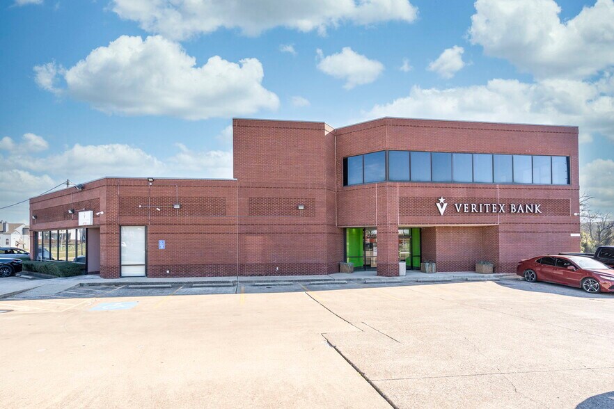 1438 Oates Dr, Mesquite, TX à vendre - Photo de l’immeuble – Image 2 sur 14