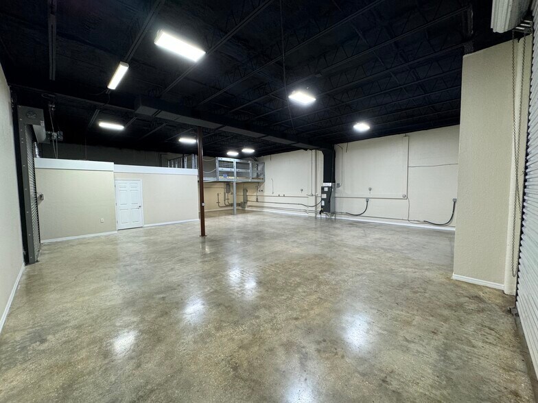 1975 3rd Ave S, Saint Petersburg, FL à louer - Photo de l’immeuble – Image 3 sur 10