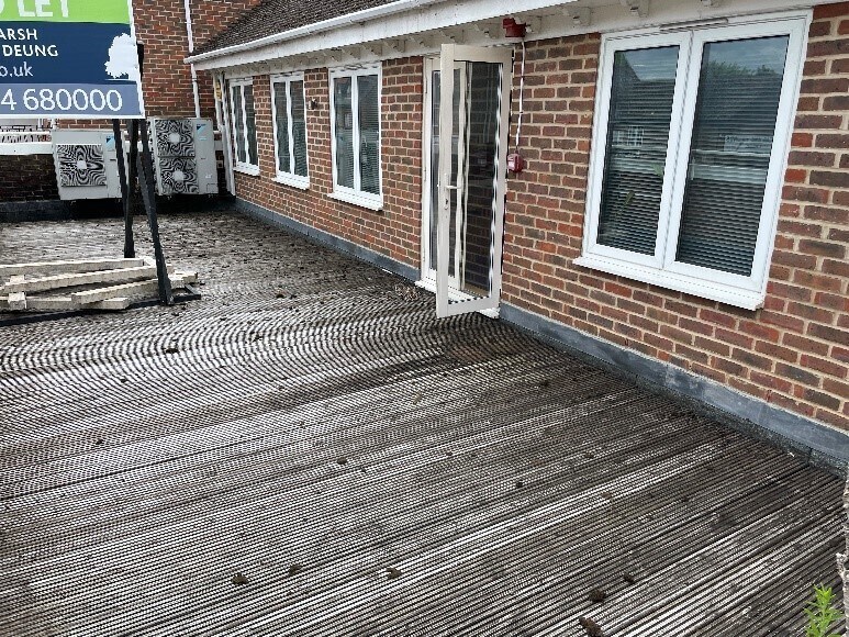 The Broadway, Farnham Common à louer - Photo de l’immeuble – Image 2 sur 8