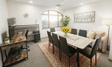 2175 N Academy Cir, Colorado Springs, CO à louer Photo intérieure– Image 2 sur 4