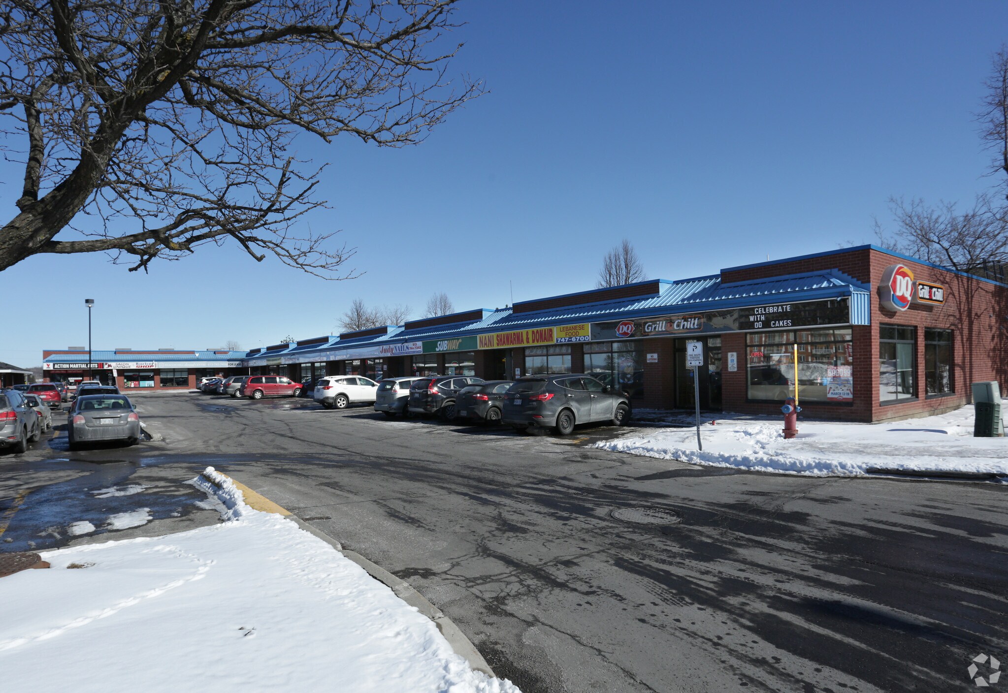 2200 Montreal Rd, Ottawa, ON à louer Photo de l’immeuble– Image 1 sur 3