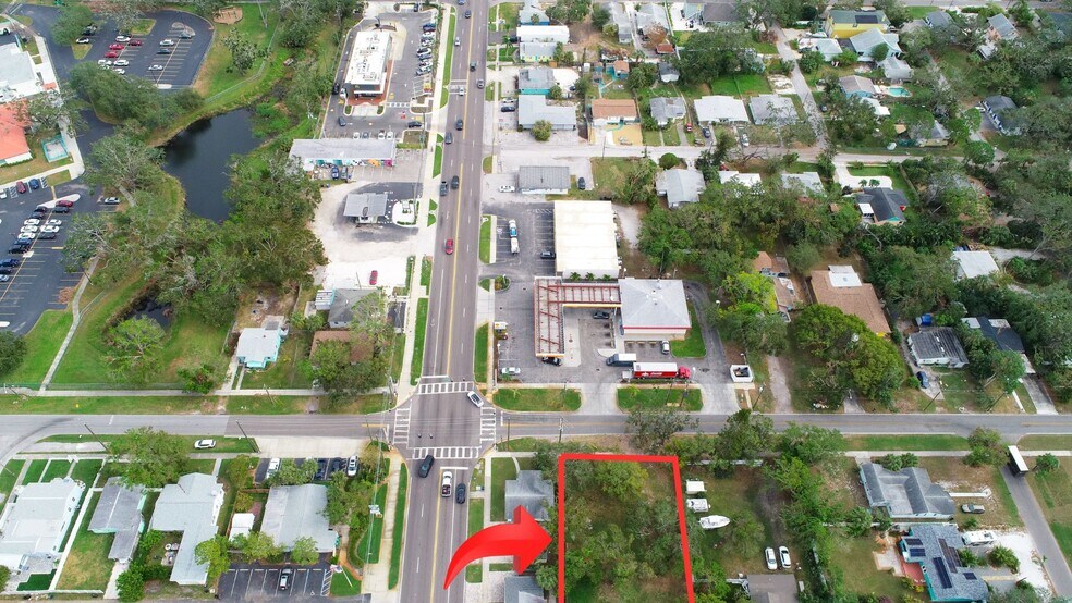 2205 52nd St S, Gulfport, FL à vendre - Photo de l’immeuble – Image 2 sur 8