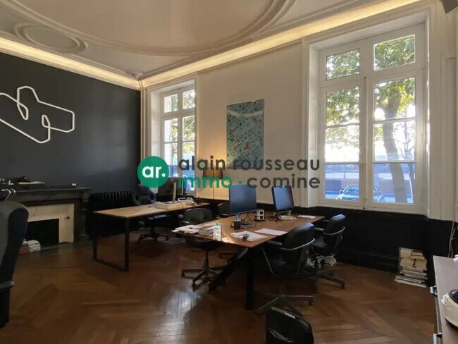 Plus de détails pour Bureau à louer