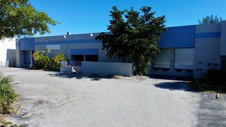 Plus de détails pour 13001 NW 38th Ave, Opa-locka, FL - Industriel/Logistique à louer