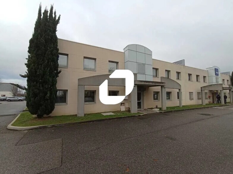 36 Rue Champ Dolin, Saint-Priest à louer - Photo de l’immeuble – Image 3 sur 31