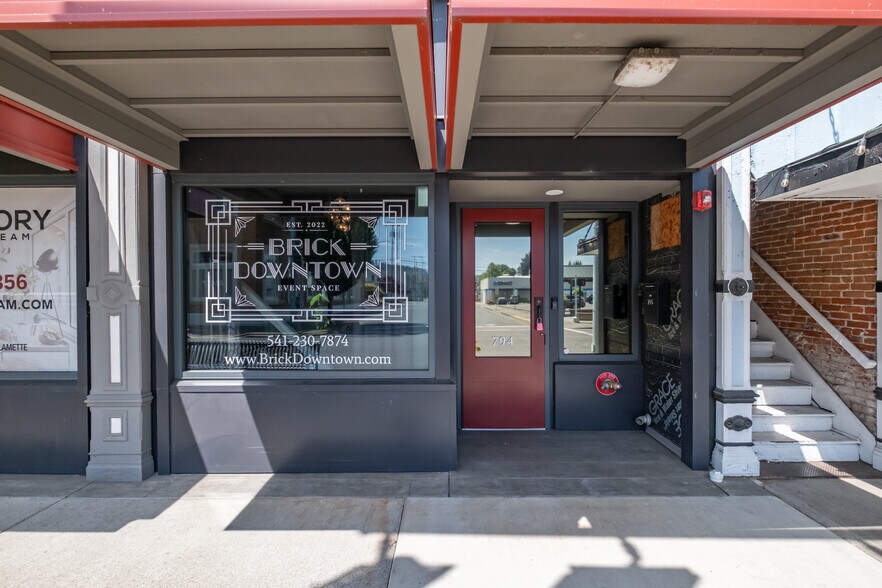 43 W Grant St, Lebanon, OR à vendre - Photo de l’immeuble – Image 3 sur 35