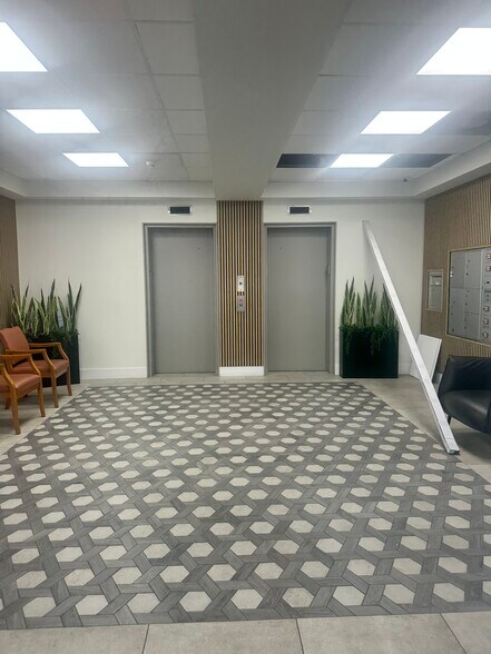 4048 Evans Ave, Fort Myers, FL à louer - Photo de l’immeuble – Image 2 sur 23