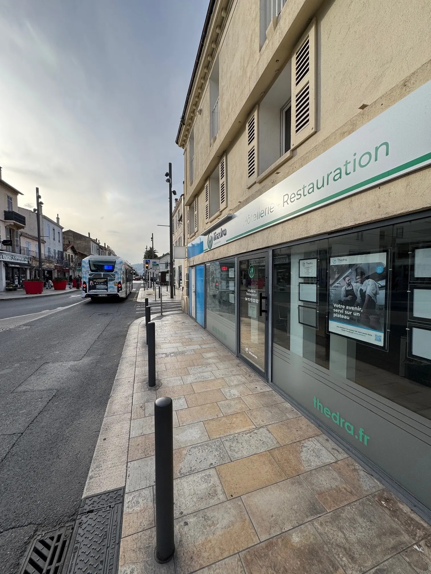 44 Avenue Francis Tonner, Cannes à louer Photo principale– Image 1 sur 4