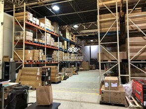 Industriel/Logistique dans Montataire à louer Photo de l’immeuble– Image 2 sur 7