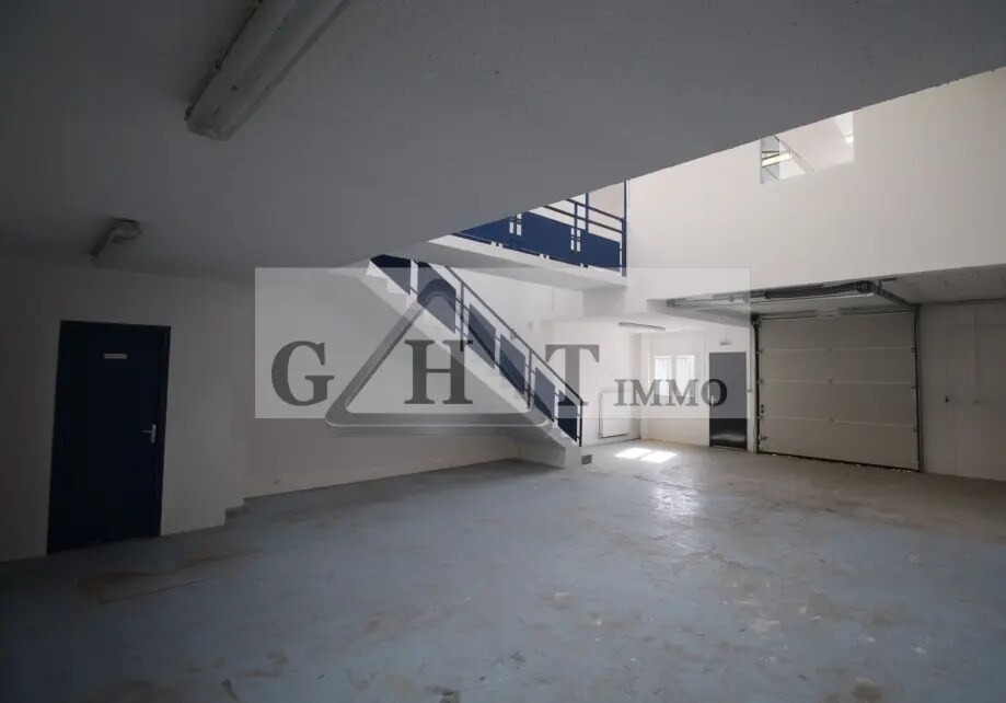 Industriel/Logistique dans Moissy-Cramayel à louer Photo intérieure– Image 1 sur 4