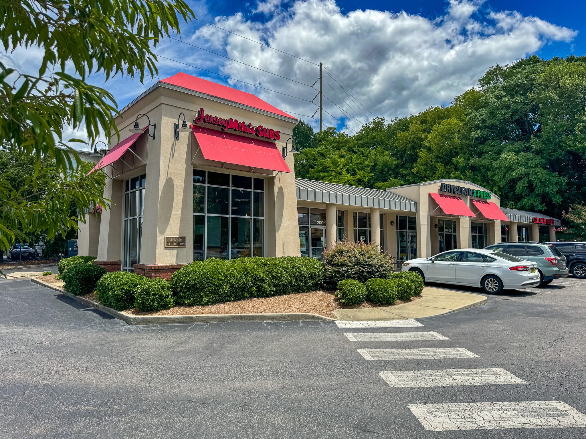 200 W Peace St, Raleigh, NC à louer Photo principale– Image 1 sur 6