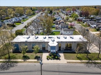 Plus de détails pour 330 Central Ave, Deer Park, NY - Spécialisé à vendre
