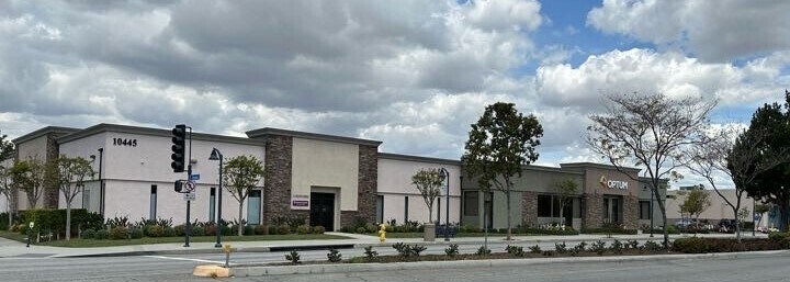 10441-10445 Lakewood Blvd, Downey, CA à louer - Photo de l’immeuble – Image 1 sur 3