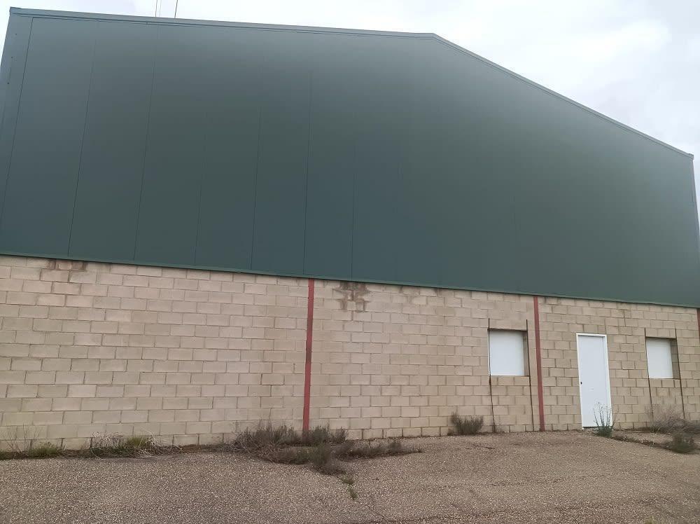 Industriel/Logistique dans Cuadros à vendre Photo de l’immeuble– Image 1 sur 17