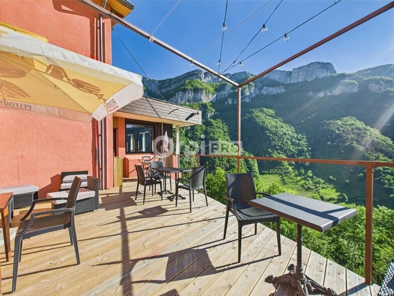 Local commercial dans Échevis à vendre - Photo de l’immeuble – Image 3 sur 12
