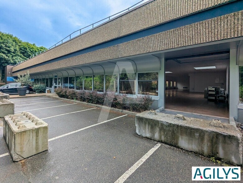 4 Rue Edouard Branly, Trappes à louer - Photo de l’immeuble – Image 1 sur 10