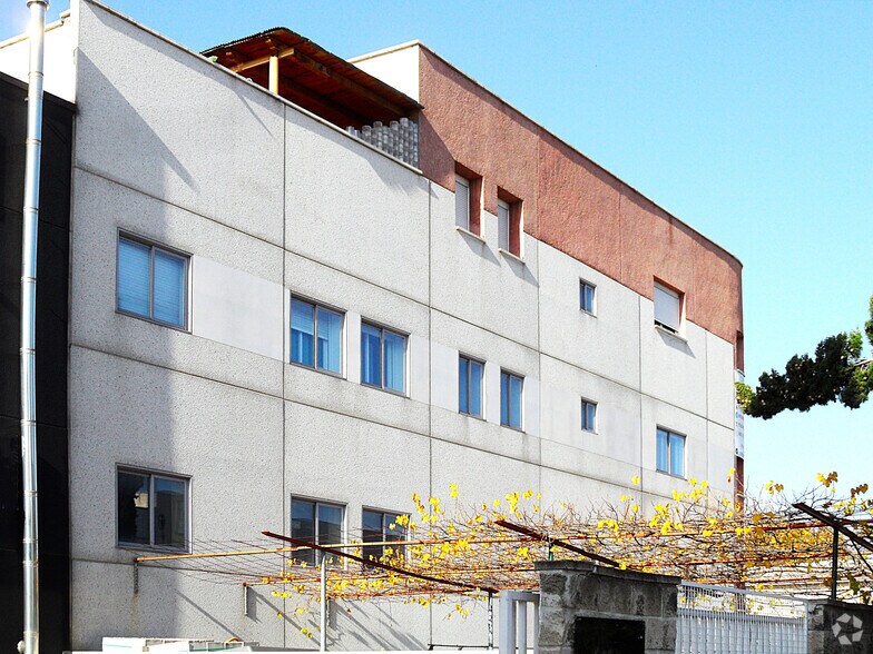 Industriel/Logistique dans Getafe, Madrid à vendre - Photo de l’immeuble – Image 2 sur 30