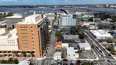 537 10th St W, Bradenton, FL à louer Photo intérieure– Image 2 sur 4