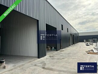 Plus de détails pour Local d'activités à louer